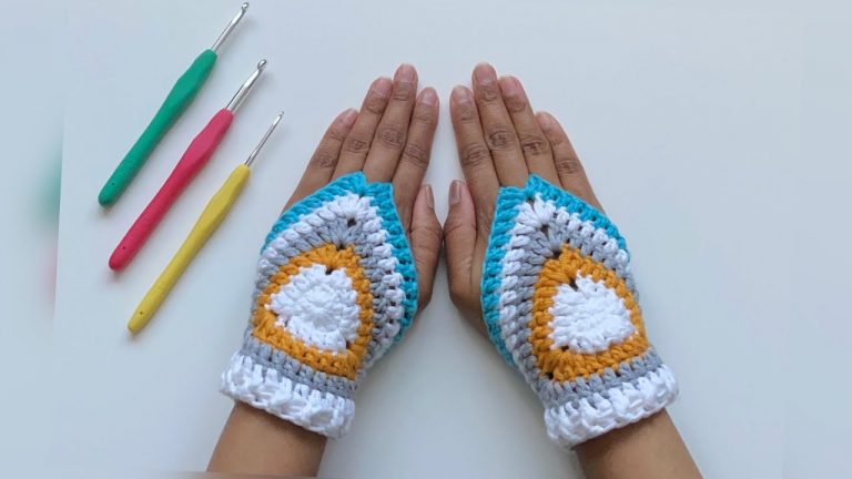 Crochet Winter Fingerless Gloves Gift Ideas