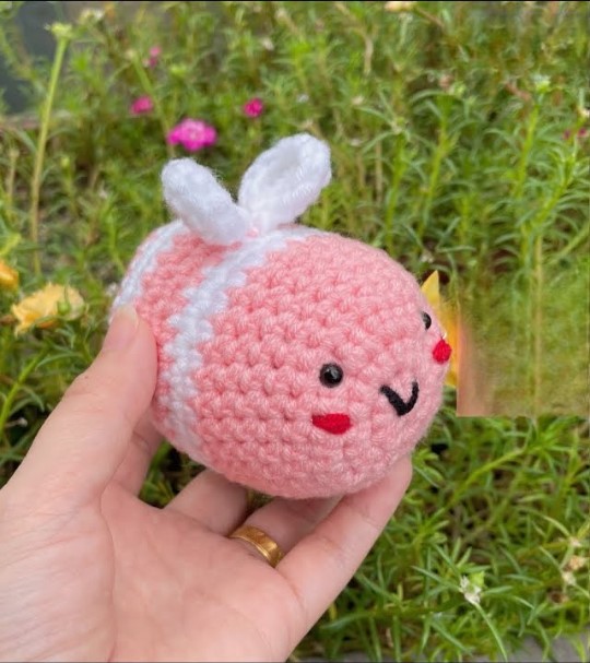 Crochet Amigurumi Bumblebee – Cute & Easy Bee Pattern for Beginners