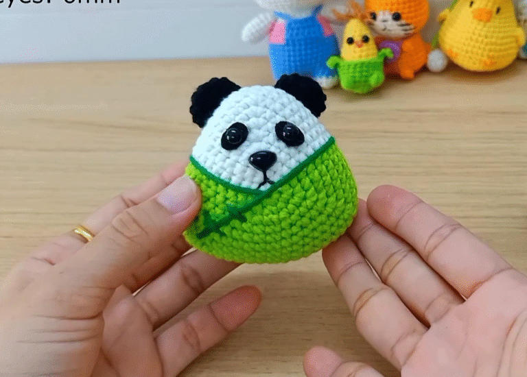 Crochet Panda Onigiri Rice Balls – Kawaii & Easy Amigurumi Pattern