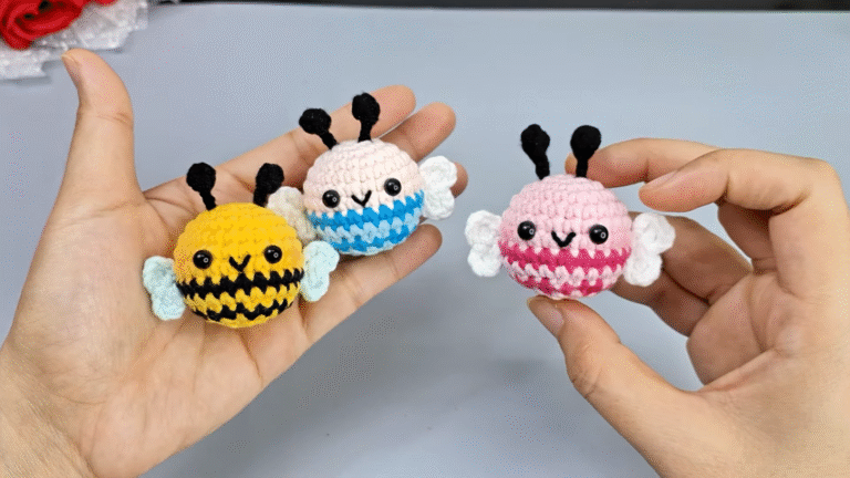 Easy Crochet Bee Keychain Pattern – Tiny Amigurumi Bee Gift Ideas