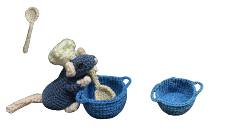 Crochet Chef Mouse-Shaped Spoon and Pot Charm Pattern