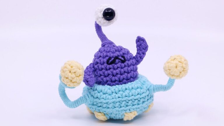 Precious Crochet Alien Toy Amigurumi Pattern Step-by-Step Tutorial
