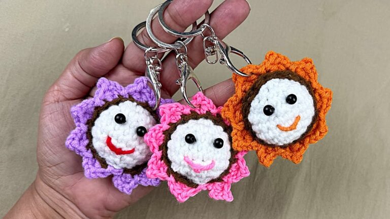 Gorgeous Crochet Sunflower Keychain Amigurumi Pattern for First Timers