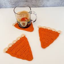 Crochet Pumpkin Pie Coasters That Add a Sweet Fall Touch to Your Table