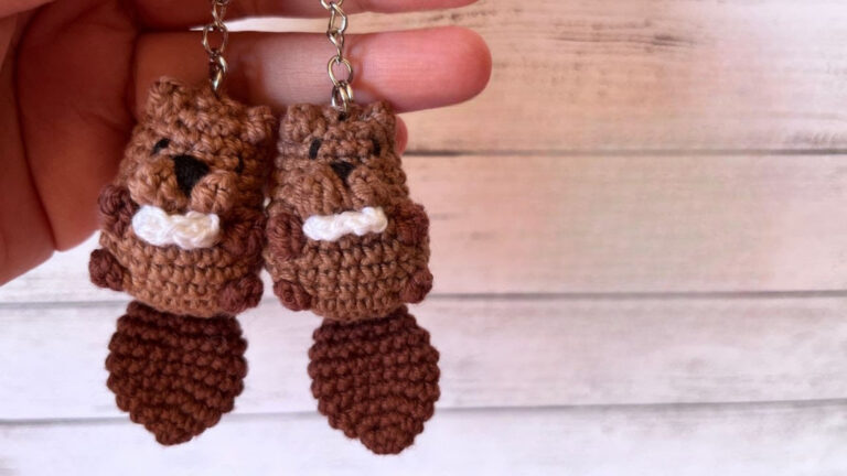 Precious Crochet Beautiful Beaver Keychains Amigurumi Pattern for Novice