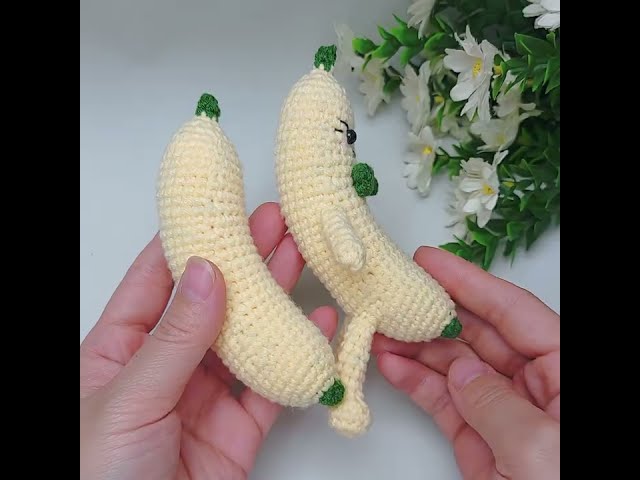 Fabulous Crochet Gentleman Banana Keychain Amigurumi Plush Idea Pattern