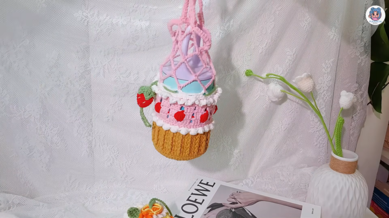 Crochet Cupcake Bottle Holder Pattern You'll Love to Make