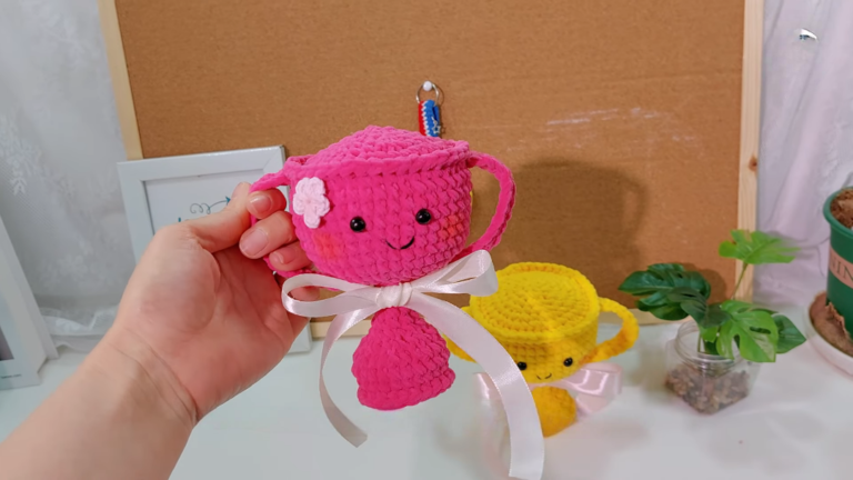 Crochet Sports Award Trophy & Medal Amigurumi Pattern for Celebrations