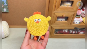 How to Crochet a Chicken Water Bottle Holder Pattern Easy Step-by-Step