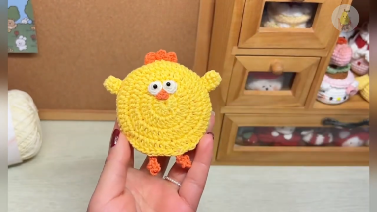 How to Crochet a Chicken Water Bottle Holder Pattern Easy Step-by-Step