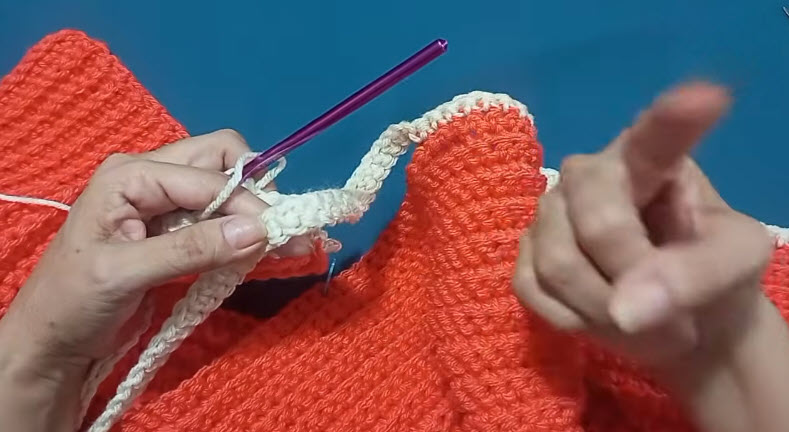two-tone crochet sweater V-neck color change step