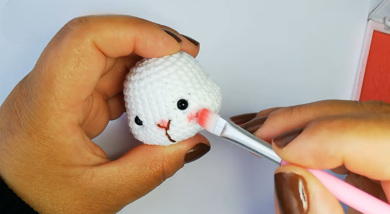 Blushing cheeks on amigurumi bunny face