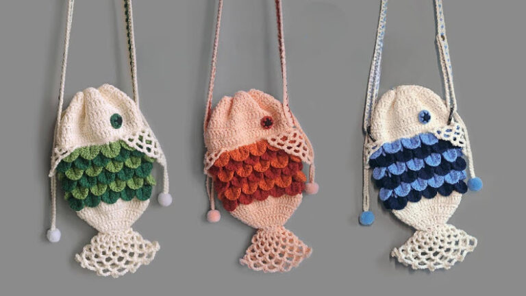 Crochet Koi Fish Phone Bag Pattern with Crossbody Bag (2)