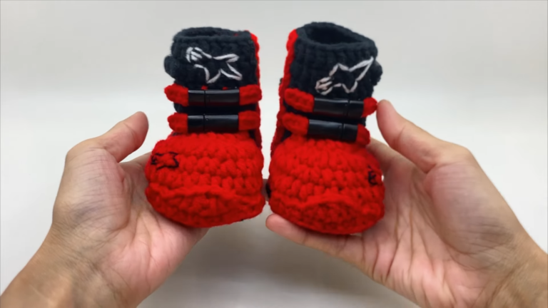Crochet Motocross Booties Pattern For Holiday Season (2)
