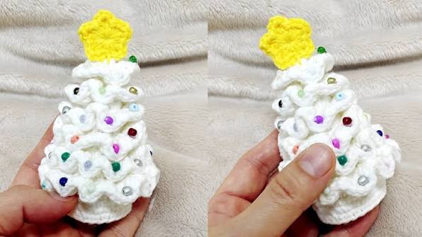 Mini Crochet Christmas Tree Pattern for a Festive Look