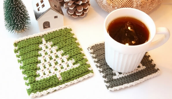 Square Crochet Christmas Tree Tea Coaster Pattern