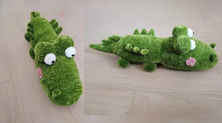 Crochet Crocodile Pillow Pattern in Soft Velvet Yarn