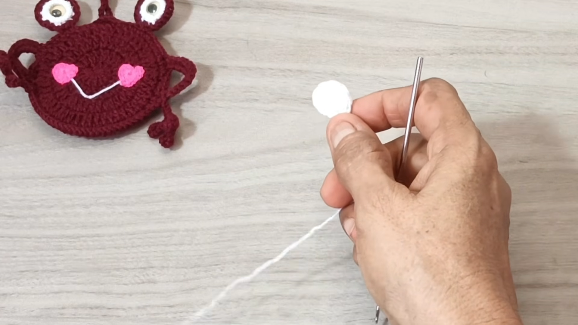 Finishing a small white circle for the eye.
